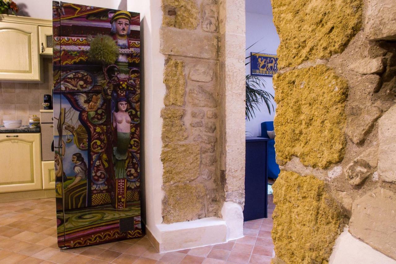 シラクーサOrtigia Ancient Houseアパートメント エクステリア 写真